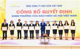 Bưu điện tỉnh Quảng Nam nhận Bằng khen của Tổng Giám đốc BHXH Việt Nam