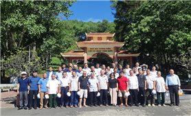 Đoàn đại biểu Người có uy tín tỉnh Vĩnh Phúc học tập, trao đổi kinh nghiệm tại tỉnh Nghệ An và Hà Tĩnh