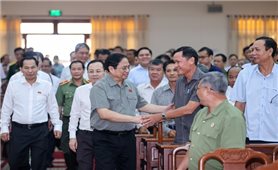 Thủ tướng Phạm Minh Chính và Đoàn đại biểu Quốc hội TP. Cần Thơ tiếp xúc cử tri