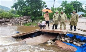 Lãnh đạo tỉnh Quảng Bình kiểm tra khắc phục hậu quả mưa lũ vùng biên giới