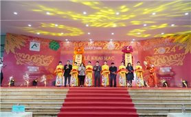 Hà Nội: Khai mạc Hội chợ Xuân Giáp Thìn