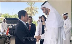 Thủ tướng Phạm Minh Chính tham quan Khu liên hợp hóa dầu Ras Laffan (Qatar)