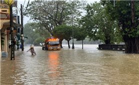 Thủ tướng chỉ đạo chủ động ứng phó, khắc phục nhanh hậu quả mưa lũ ở Trung Bộ