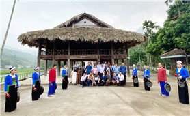 Đắk Lắk: Tổ chức Đoàn cán bộ cơ sở đi học tập, trao đổi kinh nghiệm thực hiện Chương trình MTQG 1719 tại các tỉnh phía Bắc