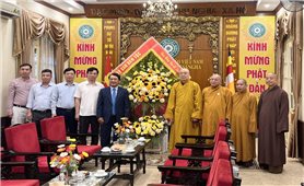 Bộ trưởng, Chủ nhiệm Hầu A Lềnh thăm và chúc mừng Giáo hội Phật giáo Việt Nam nhân Đại lễ Phật đản