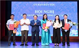 Ủy ban Dân tộc công bố Quyết định về công tác cán bộ