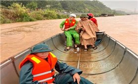 Đi trông ao cá, hai mẹ con ở Lào Cai bị lũ cuốn mất tích