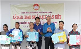 Ninh Thuận: Bàn giao nhà Đại đoàn kết cho đồng bào DTTS đón Tết Nguyên đán