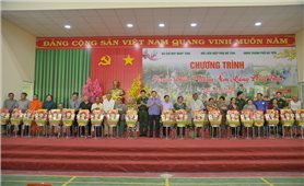 Kiên Giang: Mang Tết sớm đến với Nhân dân vùng biên giới