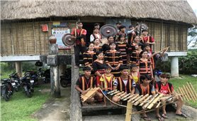 Tôn vinh “báu vật nhân văn sống” trong văn hóa dân gian
