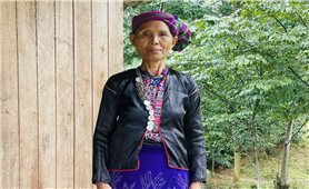 Giữ bản sắc văn hóa qua từng đường kim, mũi chỉ