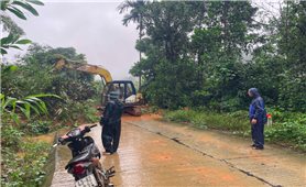 Đà Nẵng tập trung ứng phó và khắc phục hậu quả do mưa lũ, sạt lở đất đá