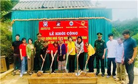 Xây dựng “Nhà tình nghĩa” tặng hộ gia đình đặc biệt khó khăn ở miền Tây xứ Nghệ