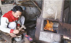 Thăm làng nghề rèn lâu đời nhất Việt Nam