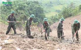 Nỗ lực khắc phục điểm sạt lở, ổn định đời sống đồng bào Xơ Đăng xã Ngọc Linh