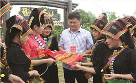 Chạm đến khát vọng thoát nghèo nơi cực Tây Tổ quốc