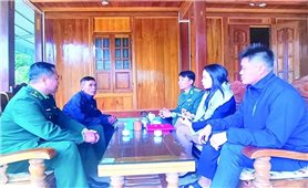 Người có uy tín phát huy vai trò nòng cốt nơi vùng biên Tam Lư