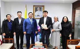 Thứ trưởng Nguyễn Hải Trung thăm, chúc mừng Giáng sinh Đại diện Thường trú Tòa thánh Vatican tại Việt Nam