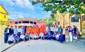 Người có uy tín tỉnh An Giang đi giao lưu, học tập kinh nghiệm tại một số tỉnh miền Trung - Tây Nguyên