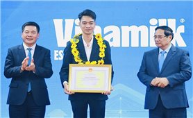 Vinamilk - doanh nghiệp duy nhất trong ngành sữa nhận bằng khen xuất khẩu tiêu biểu của Bộ Công thương