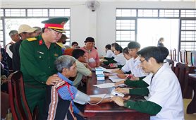 Gia Lai: Hàng trăm lượt người dân xã biên giới được khám, cấp phát thuốc miễn phí