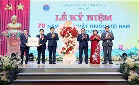 Sơn La: Nhân rộng điển hình tiên tiến trong ngành y tế