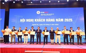 Thắp sáng niềm tin – EVNNPC tổ chức Hội nghị khách hàng 2025 trên toàn miền Bắc