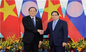 Thủ tướng Phạm Minh Chính gặp, làm việc với Thủ tướng Lào nhân dịp dự Hội nghị Thượng đỉnh P4G