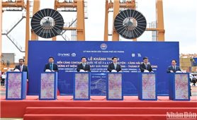 Chủ tịch nước Lương Cường dự Lễ khánh thành bến cảng container quốc tế tại Hải Phòng