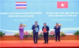 Việt Nam - Thái Lan trao nhiều văn kiện hợp tác quan trọng