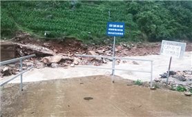 Ba thôn ở xã Y Tý bị chia cắt do mưa lũ
