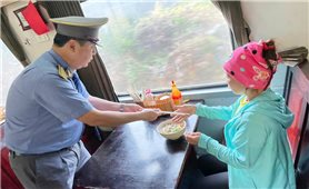 Người phụ nữ nghèo tìm cách trốn vé tàu và hành động đẹp của nhân viên đường sắt