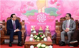 Bộ trưởng Bộ Dân tộc và Tôn giáo Đào Ngọc Dung tiếp xã giao Chủ tịch Ủy ban Nhà nước về các tổ chức tôn giáo tại Azerbaijan