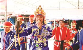 Về Bình Sơn nghe hát bả trạo