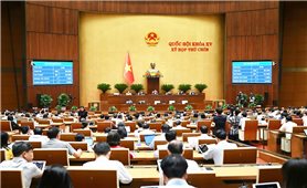 Luật Nhà giáo quy định nhà giáo công tác ở vùng DTTS và miền núi được hưởng lương, trợ cấp cao hơn