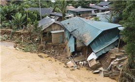 Khẩn trương cứu người bị thương, tìm kiếm người mất tích tại Điện Biên