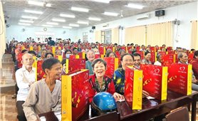 Quỹ thiện tâm đón nhận Huân chương Lao động hạng Nhất của Chủ tịch nước
