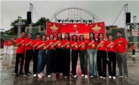 Hằng nghìn người dân tham gia chương trình “Cùng Việt Nam tiến bước” tại Thanh Hóa