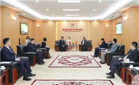 Thứ trưởng Y Thông tiếp xã giao đoàn Ủy ban Dân tộc Nhà nước Trung Quốc