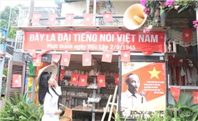 Quán cà phê thành không gian kỷ niệm ngày Quốc khánh