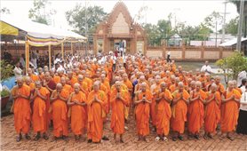 Những “ngọn lửa thiêng” cháy mãi trong lòng dân tộc