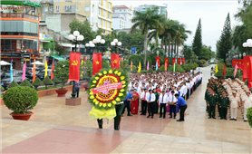 Đại biểu dự Đại hội Đảng bộ TP. Cần Thơ dâng hương các bậc tiền nhân, Anh hùng liệt sĩ