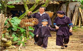 Phong tục “páy tai” - về quê ngoại ăn Rằm tháng Bảy của người Tày, Nùng