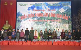 Mang Xuân ấm đến với xã biên giới Pha Long