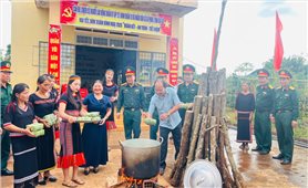 Tết về buôn làng