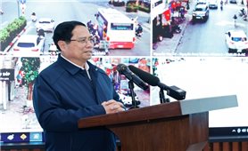 Thủ tướng kiểm tra, động viên các lực lượng công an ứng trực dịp Tết