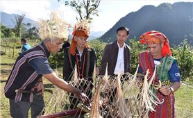 Khi mưa không thuận, gió chưa hòa - đồng bào Pa Cô cúng Thần Nước