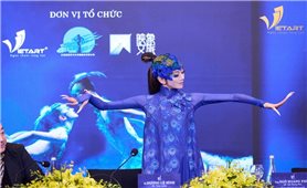 Khổng tước Dương Lệ Bình: Trẻ vì không chồng, không con?