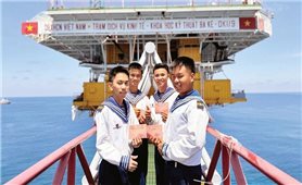 Hoàn thành công tác bầu cử sớm tại nơi xa nhất trên thềm lục địa phía Nam của Tổ quốc