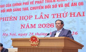 Thủ tướng: Tập trung phát triển công nghệ chiến lược; phấn đấu phủ sóng 5G trên toàn quốc